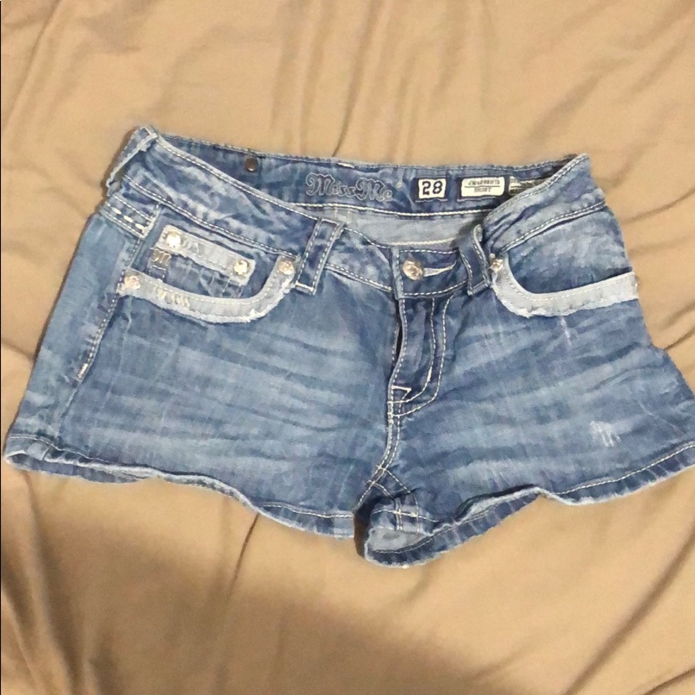 Buckle Miss Me shorts